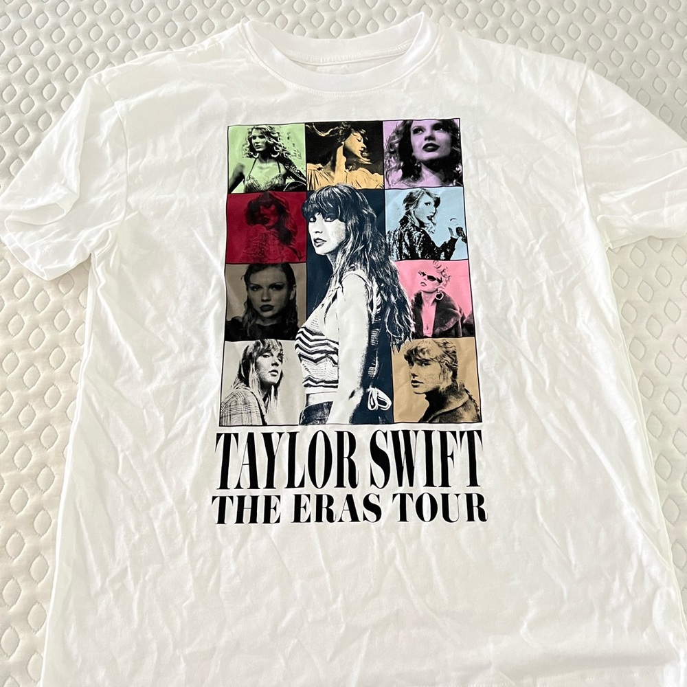 Official Taylor Swift Eras Tour White T-Shirt | Size Medium